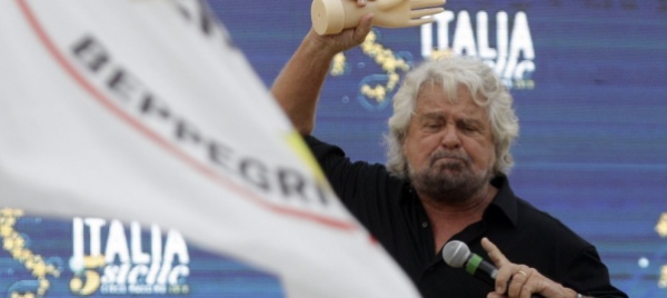 beppe-grillo-indagato-soldi-per-favorire-moby