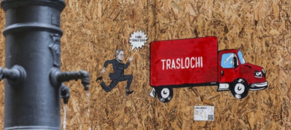 roma-compare-il-murale-con-mattarella-trasloco-bis