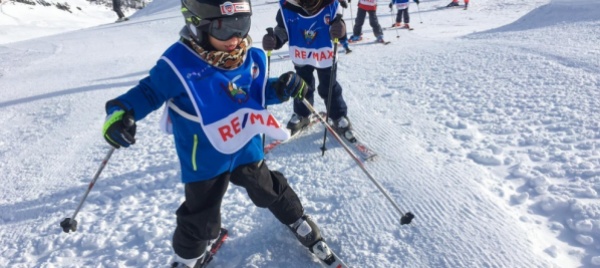 scuola-svizzera-di-sci-bosco-gurin-uscite-giornaliere