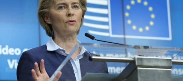 ue-scoppia-il-caso-degli-sms-tra-von-der-leyen-e-pfizer