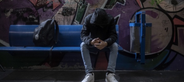 tentativi-di-suicidio-in-netto-aumento-tra-i-giovani