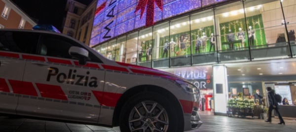 lugano-la-sedicente-jihadista-in-aula-per-tentato-assassinio