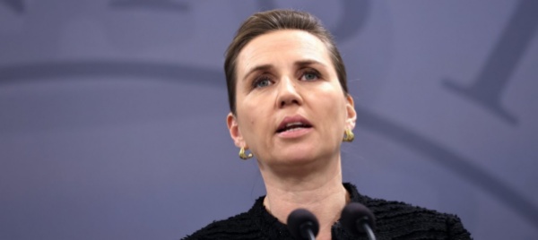 la-premier-danese-promette-voli-interni-verdi-entro-il-2030