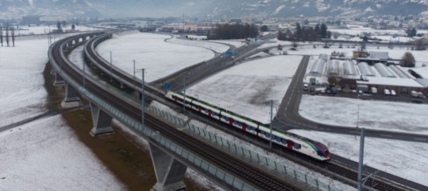 stazione-ticino-a-camorino-eppur-si-muove