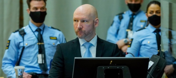 breivik-resta-in-carcere-potrebbe-colpire-ancora