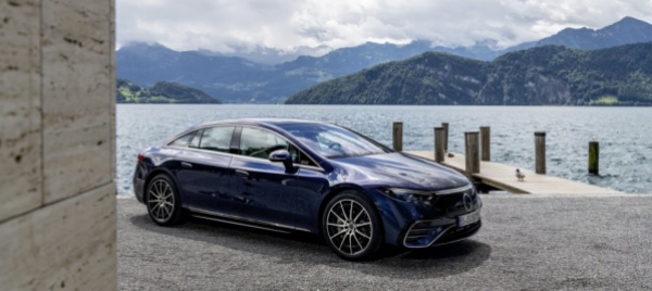 mercedes-eqs-l-ammiraglia-dal-doppio-ruolo