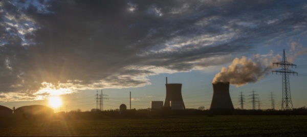 gas-e-nucleare-luce-verde-all-etichetta-verde