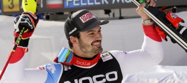 meillard-sale-sul-secondo-gradino-del-podio-gode-kristoffersen