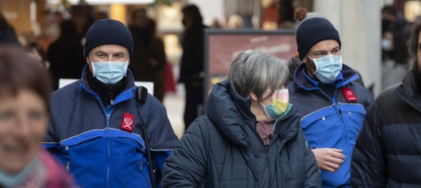 a-lugano-ci-sono-poliziotti-con-il-permesso-c