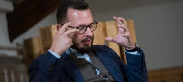 lapsus-liberale-chi-vuole-abolire-la-scuola-media