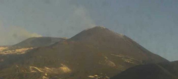 l-etna-si-risveglia-modesta-attivita-a-sud-est-e-tremore