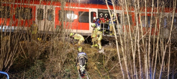 scontro-fra-treni-a-monaco-un-morto-e-14-feriti