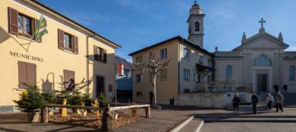 a-vacallo-riaprono-gli-sportelli