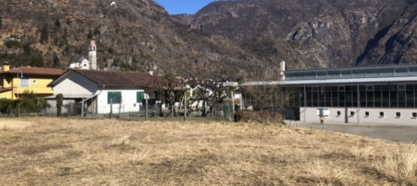 verscio-la-casa-l-asilo-e-il-futuro-posteggio-coperto