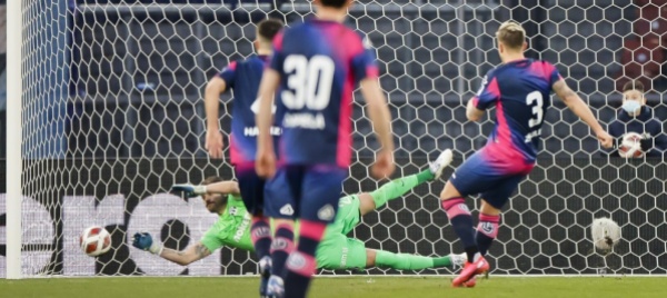 lugano-battuto-a-zurigo-dopo-il-rigore-fallito-il-crollo