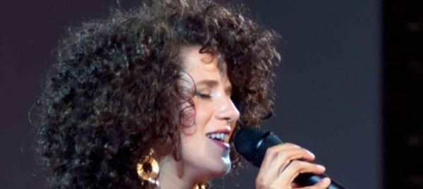 jazz-cat-club-rinviato-il-concerto-di-cyrille-aimee