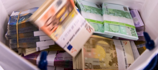 a-bergamo-sequestrati-60-milioni-di-euro-in-banconote-false