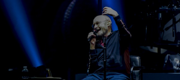 phil-collins-non-riesce-piu-a-suonare-addio-alle-scene