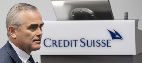 credit-suisse-dopo-gli-scandali-taglia-lo-stipendio-del-ceo