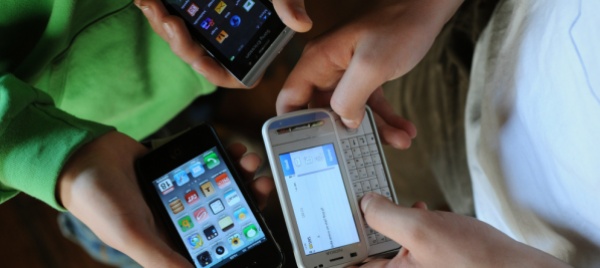 lugano-in-5a-elementare-piu-di-2-ore-al-giorno-sul-telefonino
