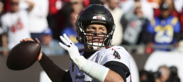 tom-brady-cambia-idea-la-leggenda-vivente-continuera-a-giocare