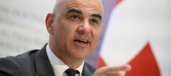 e-il-turno-di-alain-berset-positivo-pure-lui