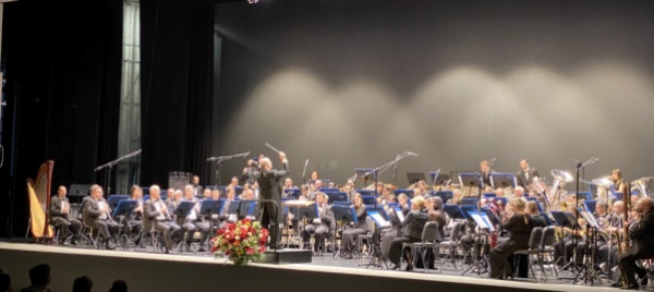 lugano-la-civica-suona-e-sboccia-la-solidarieta