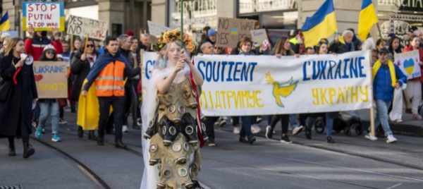 manifestazioni-contro-la-guerra-in-diverse-citta-svizzere