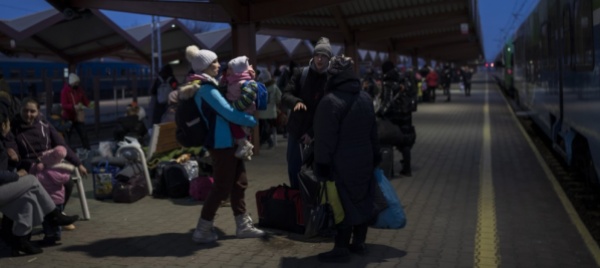 accoglienza-profughi-ucraini-da-domani-una-helpline-cantonale