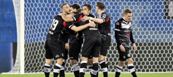 con-le-unghie-e-con-i-denti-il-lugano-passa-contro-il-gc