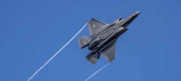 il-nuovo-caccia-da-combattimento-f-35a-si-presenta