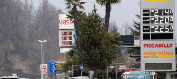 caro-carburanti-plr-centro-e-udc-chiedono-misure-mirate