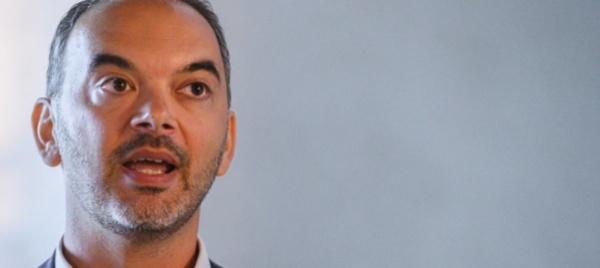 officine-il-direttore-si-dimette-ma-senza-sbattere-la-porta