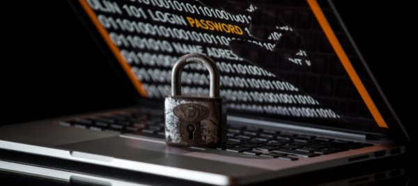 un-virus-informatico-colpisce-i-router-asus