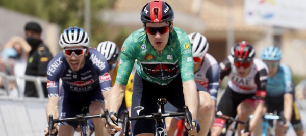 ethan-hayter-nuovo-leader-alla-coppi-bartali