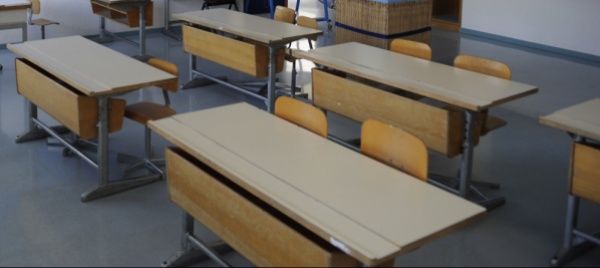 locarno-banchi-scolastici-in-vendita-per-l-acquisto-di-nuovi