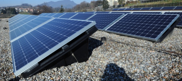 i-verdi-fotovoltaico-su-tutti-gli-edifici-esistenti