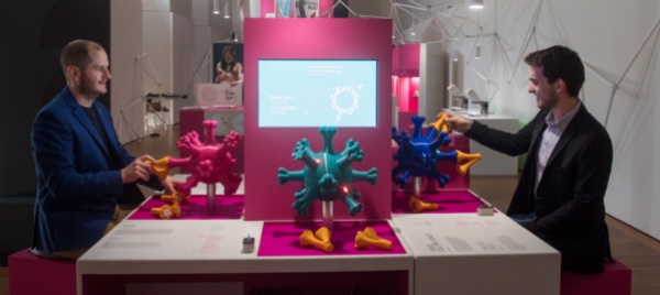 in-mostra-a-castelgrande-le-molte-facce-del-contagio