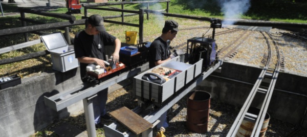 una-domenica-in-carrozza-con-la-miniferrovia-di-mappo