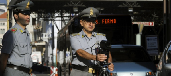 profuga-ucraina-con-35mila-euro-al-valico-di-chiasso-multata