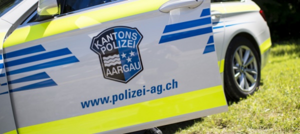 padre-e-figli-travolti-da-un-auto-parcheggiata-morto-il-piccolo