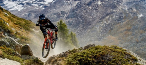 mountain-bike-la-swiss-enduro-series-fa-tappa-ad-airolo