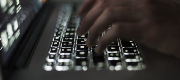 lavoro-camerieri-e-informatici-cercansi