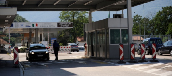 fra-luino-e-maccagno-torna-la-circolazione-a-doppio-senso