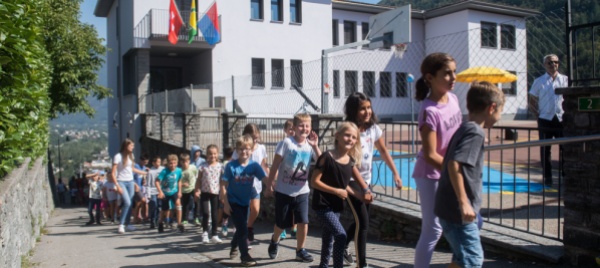 intragna-un-piazzale-scolastico-da-abbellire