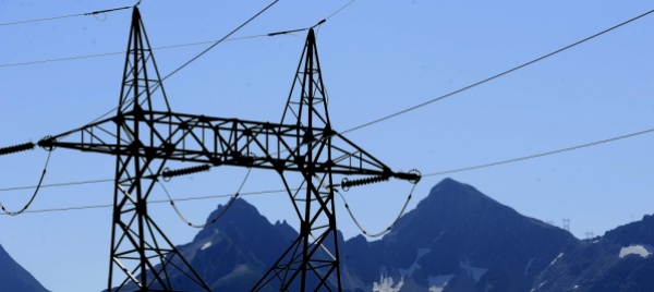 luce-verde-al-salvagente-per-le-societa-elettriche