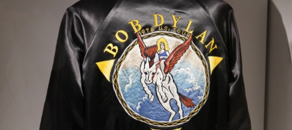 bob-dylan-ha-registrato-una-nuova-blowing-in-the-wind