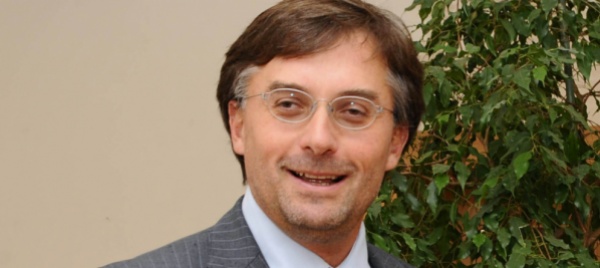 e-cosi-difficile-aiutare-i-benzinai
