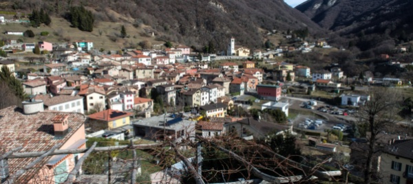 arogno-la-filarmonica-suona-e-fa-festa