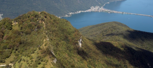mountain-bike-sul-san-giorgio-stan-e-pro-natura-pedalano-contro